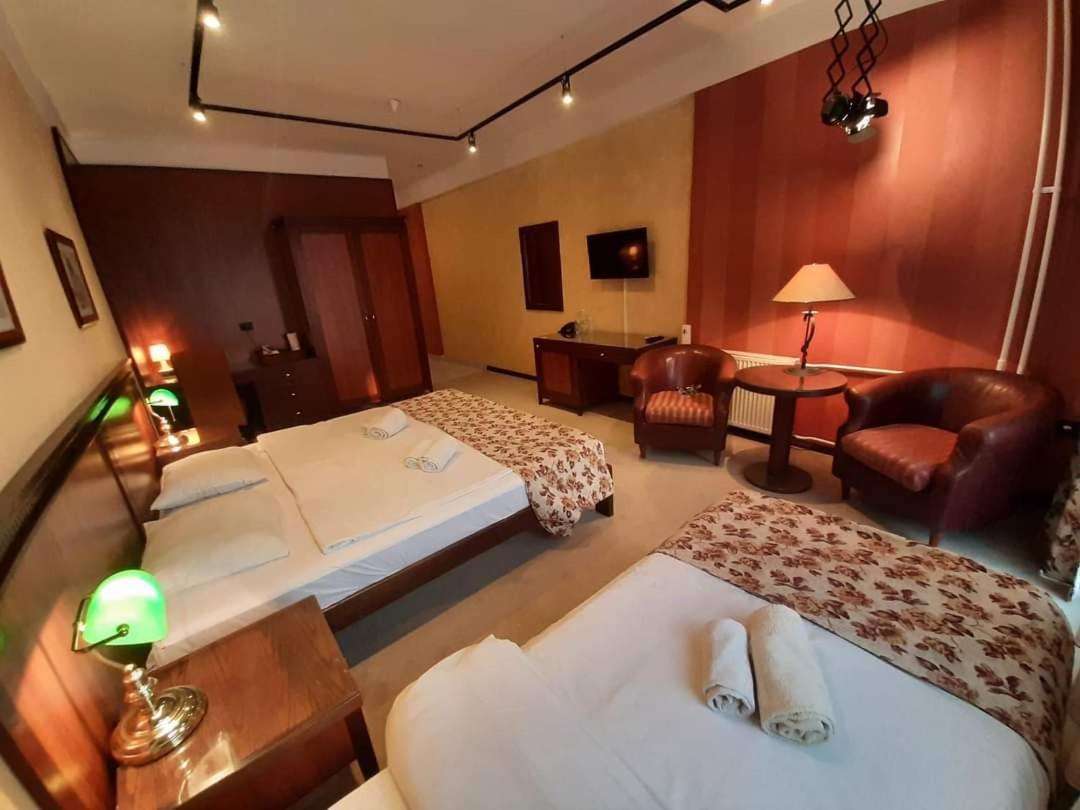 Gm Apart Hotel Ni Екстериор снимка